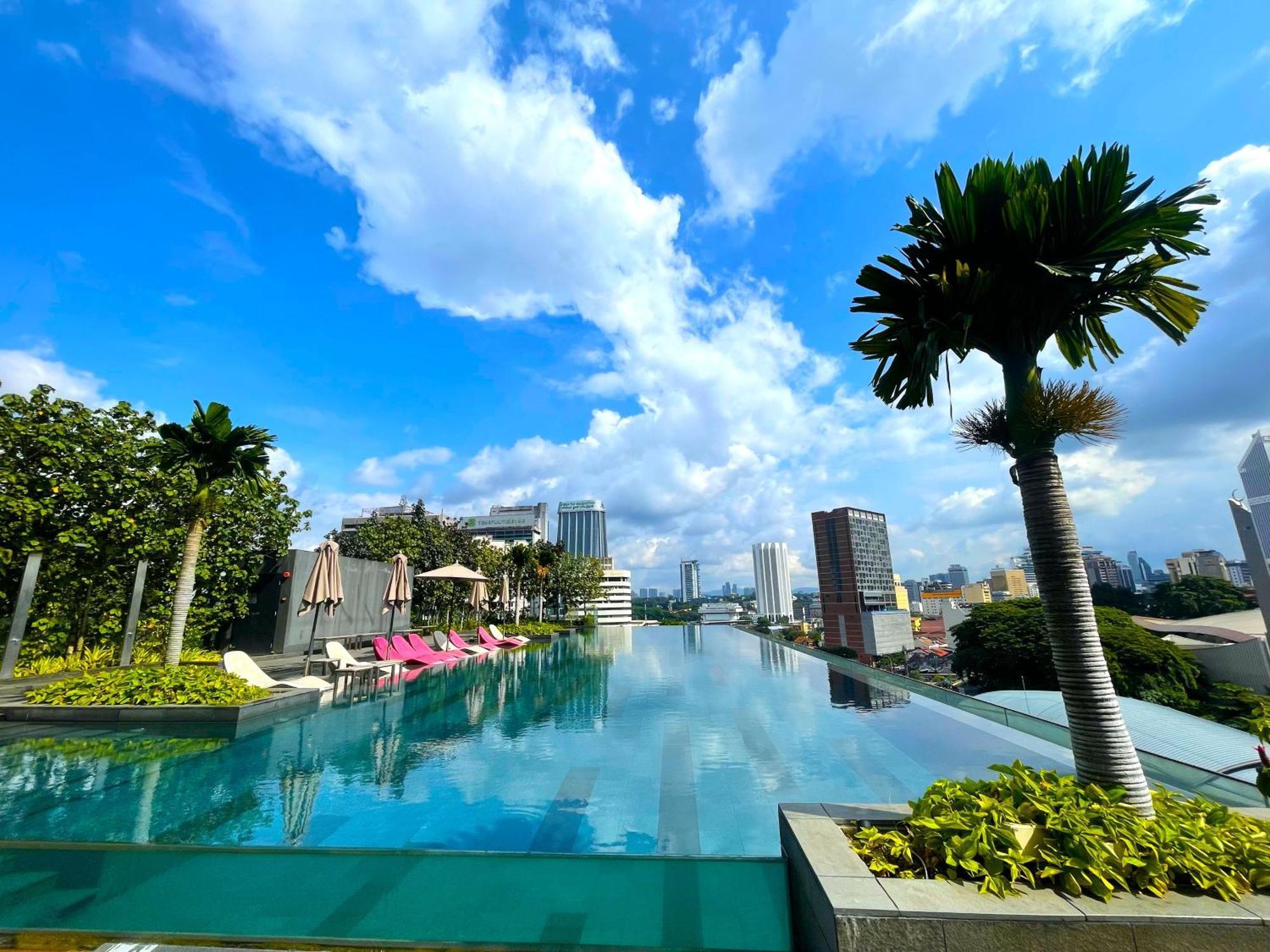 Astra At Opus Residences Куала Лумпур Екстериор снимка